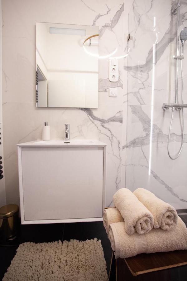 Апартаменты Real Deluxe Next To Danube Будапешт Экстерьер фото